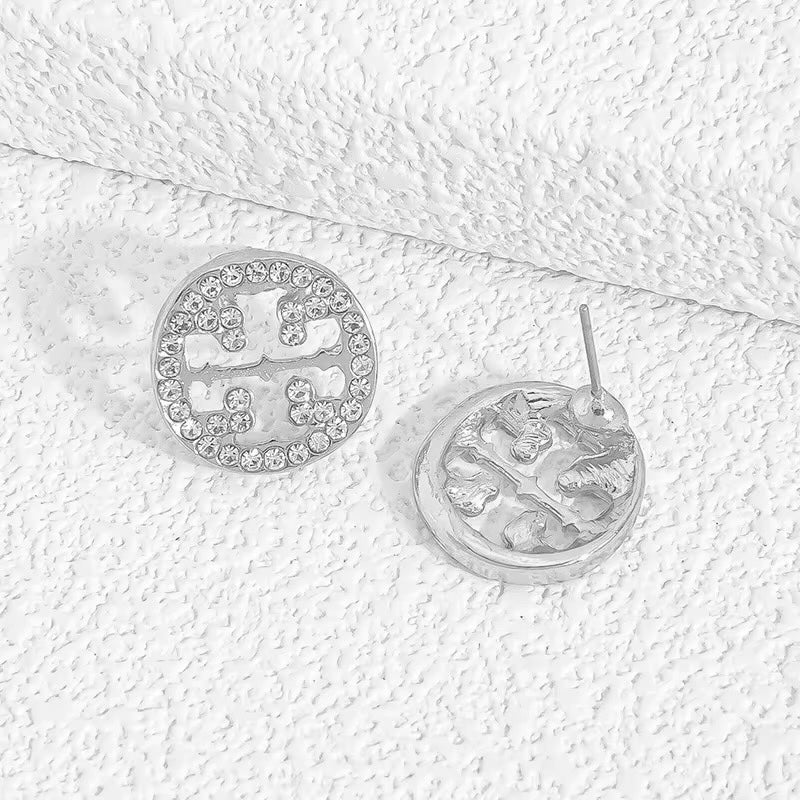 Stud Earrings Hollow Round
Crystal Zircon