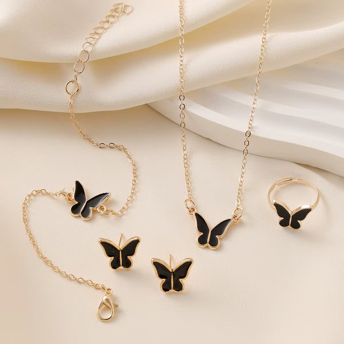 JEWELLERY SETS