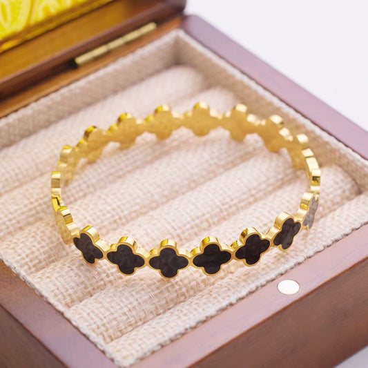 Non Tarnish Cross Designer Bangles Bracelets
Stainless Steel 18K Gold Plated Four Leaf Clover
